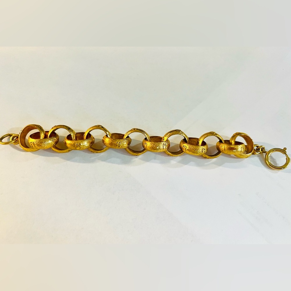 CHANEL Gold Link Bracelet